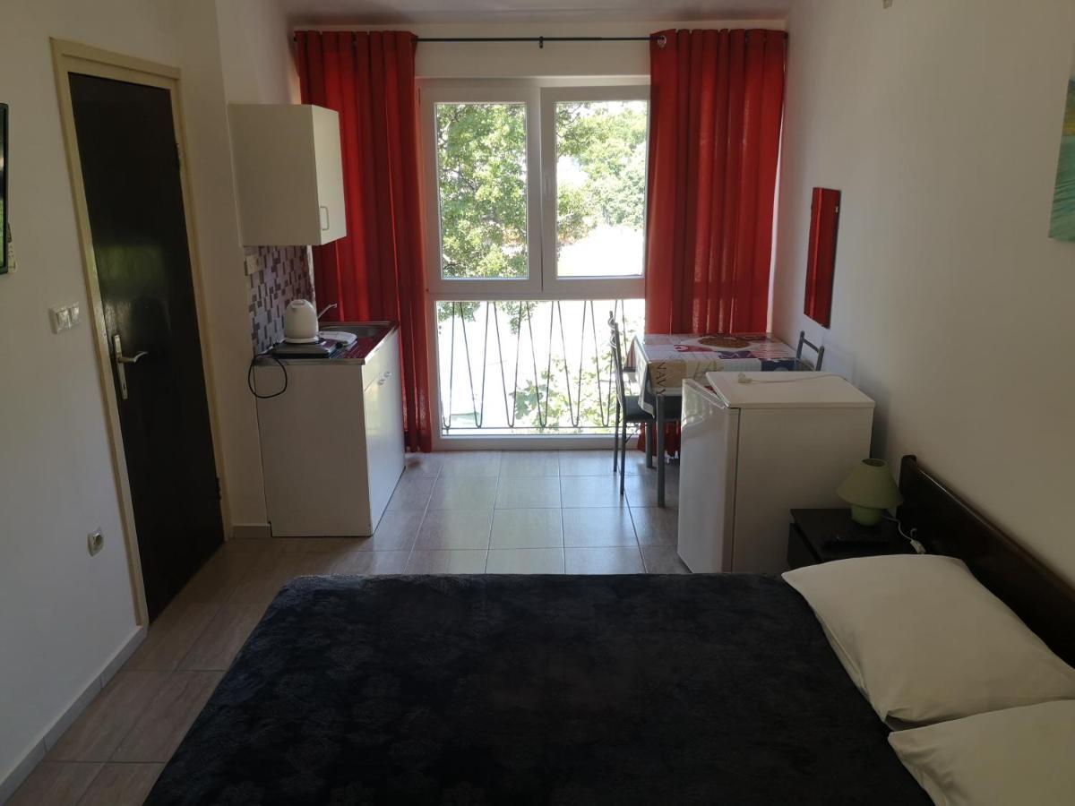 Guest House Morska Grota Povile Kültér fotó