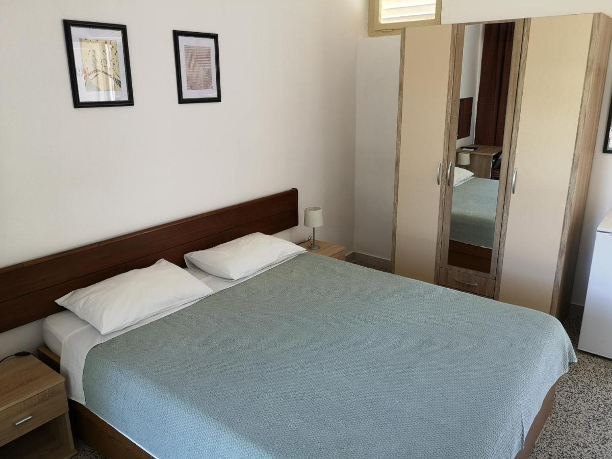 Guest House Morska Grota Povile Kültér fotó